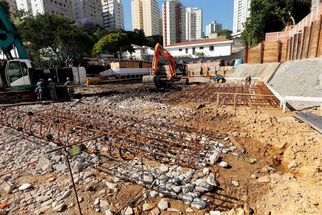 Início das obras | Cyrela 2014 The Year Edition – Apartamento	no  Alto da Lapa - São Paulo - São Paulo